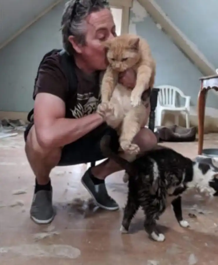 Keith Kinsella professional dog walker with happy client dog in Jersey City